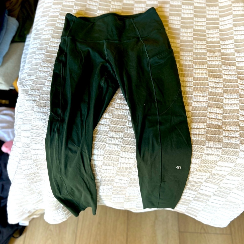 Forest green leggings.